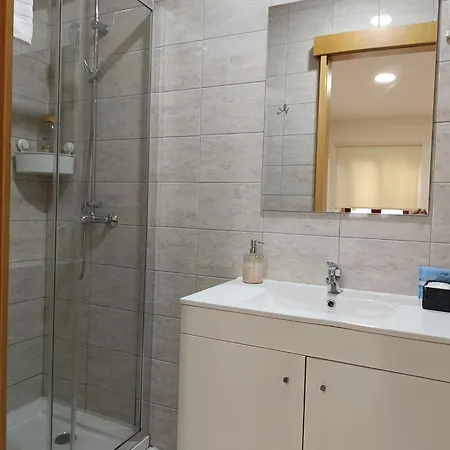 Portus Ribeira House 加亚新城