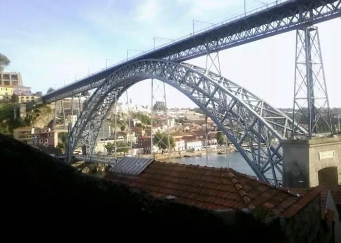 Portus Ribeira House Pensión Vila Nova de Gaia