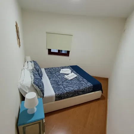 Portus Ribeira House