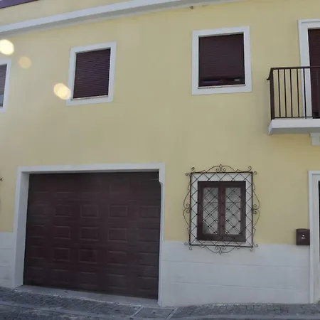 Portus Ribeira House ゲストハウス *