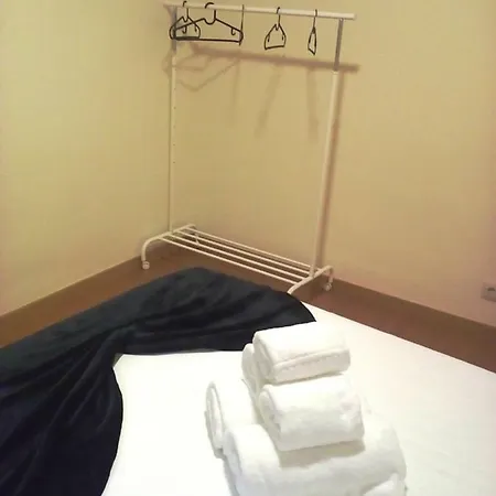 ゲストハウス Portus Ribeira House