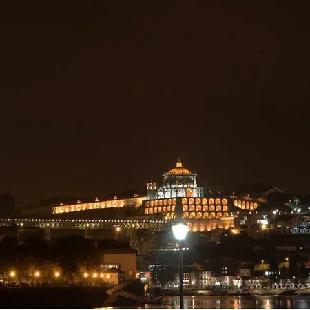 Portus Ribeira House