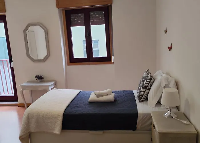 Portus Ribeira House Guest house *